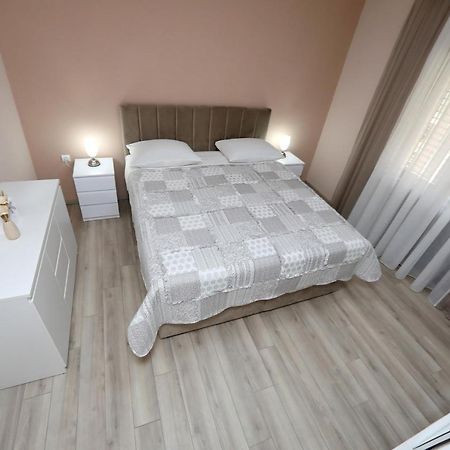 Apartment Lucijan Bibinje Buitenkant foto