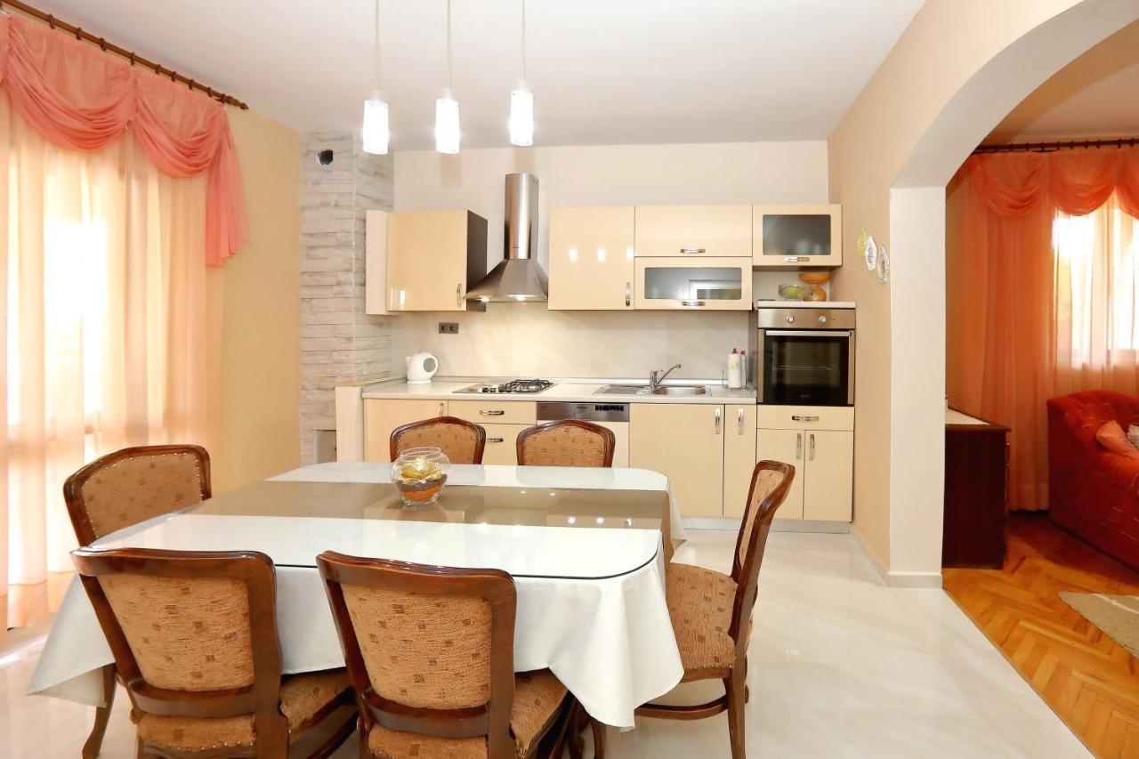 Apartment Lucijan Bibinje Buitenkant foto